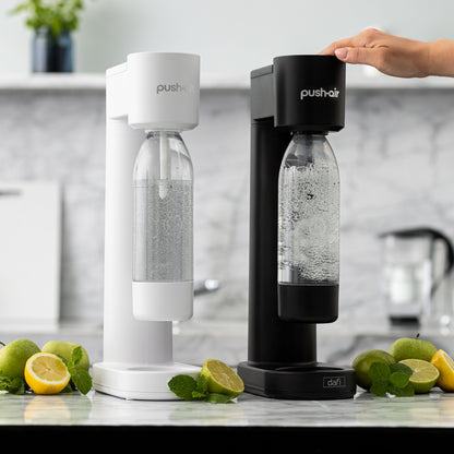 Wassersprudler Pushair inkl. 1 Co2 Zylinder und 2x 0,7l Flasche